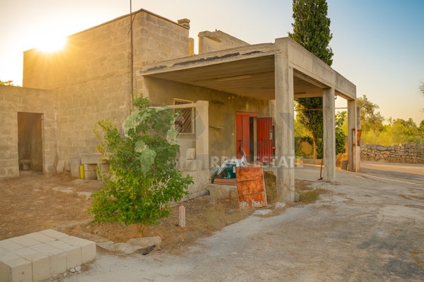 casa indipendente in vendita a Galatone
