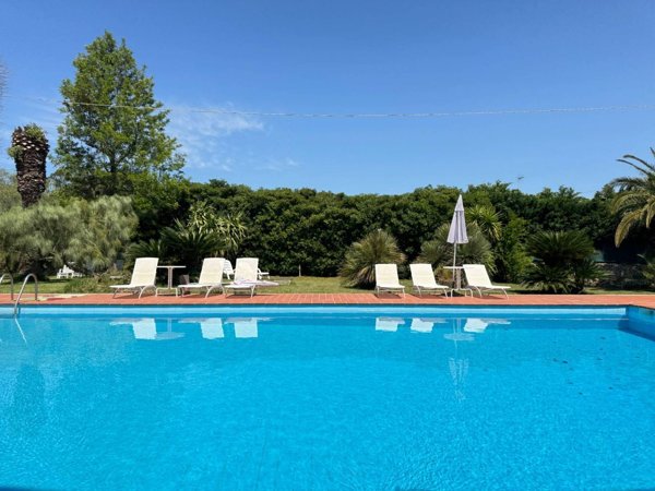 casa indipendente in vendita a Galatone