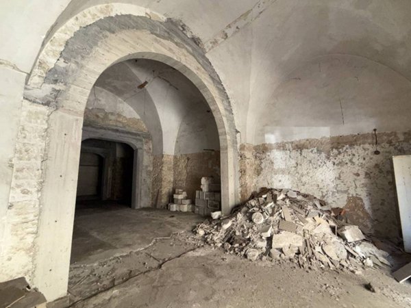 locale commerciale in vendita a Galatone