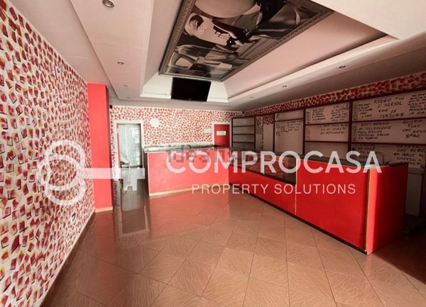locale commerciale in vendita a Galatone