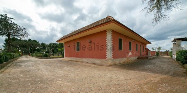 casa indipendente in vendita a Galatone