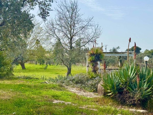 casa indipendente in vendita a Galatone