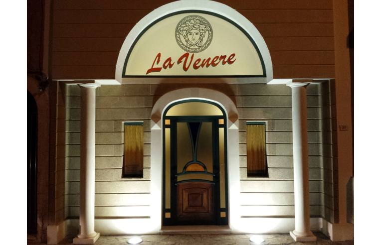 negozio in vendita a Galatone