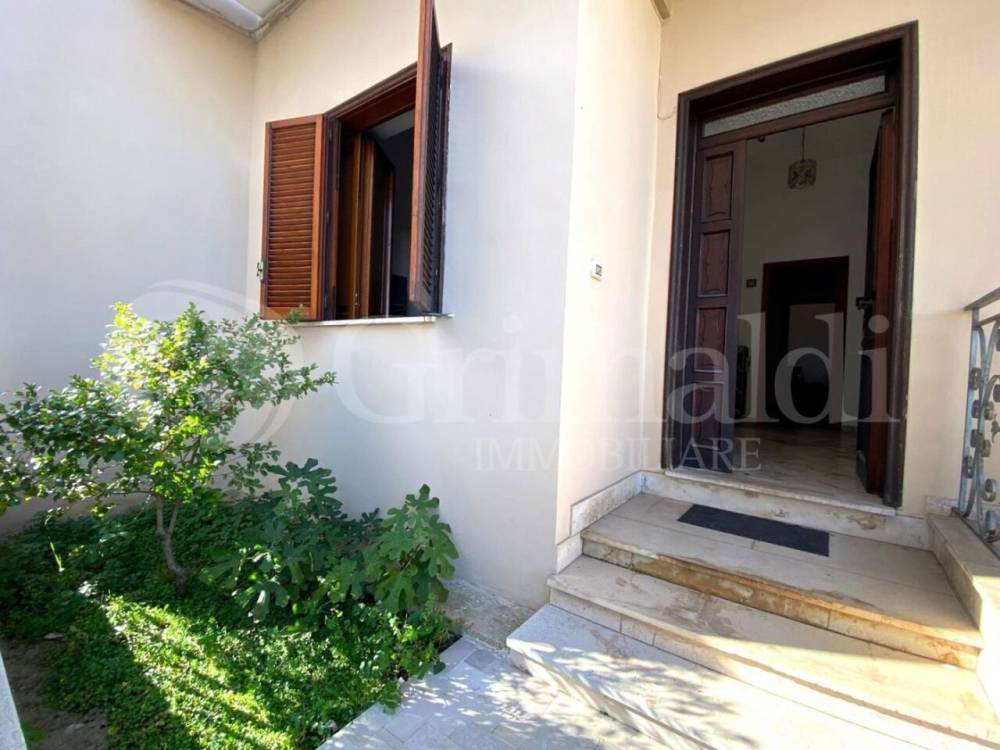 casa indipendente in vendita a Galatone
