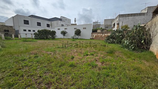 terreno edificabile in vendita a Galatone
