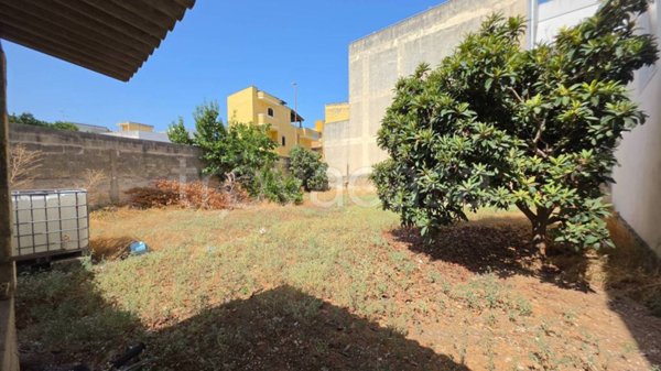 terreno edificabile in vendita a Galatone