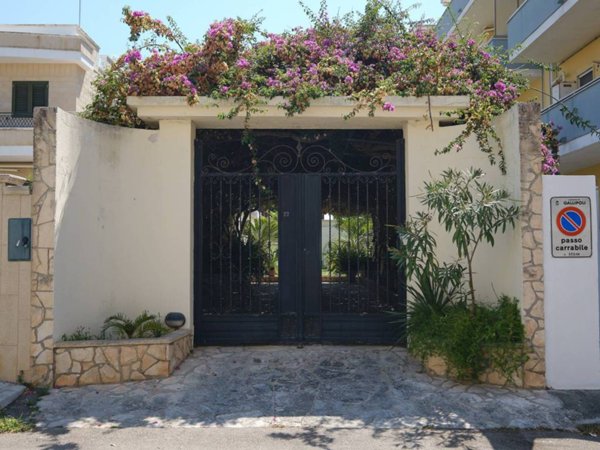 appartamento in vendita a Gallipoli in zona Conchiglie