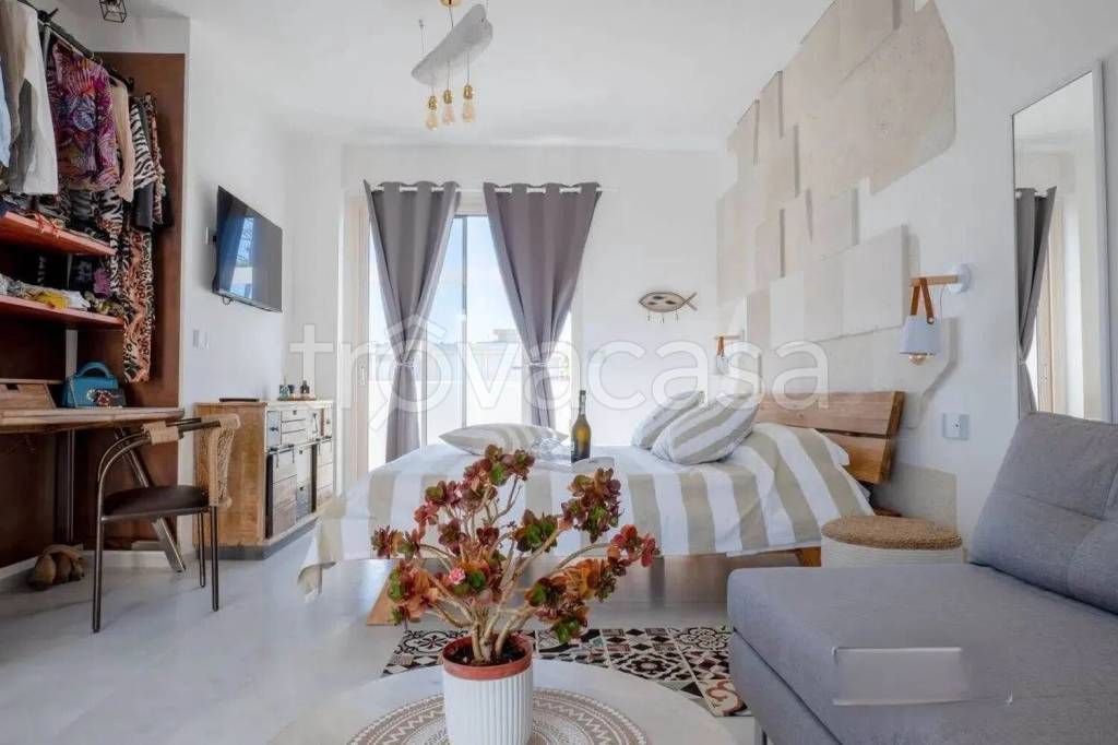 negozio in vendita a Gallipoli in zona Baia Verde