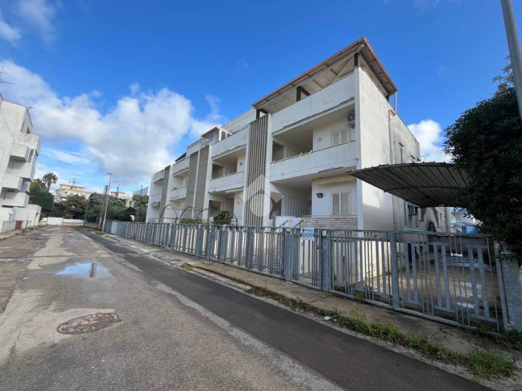 appartamento in vendita a Gallipoli in zona Rivabella