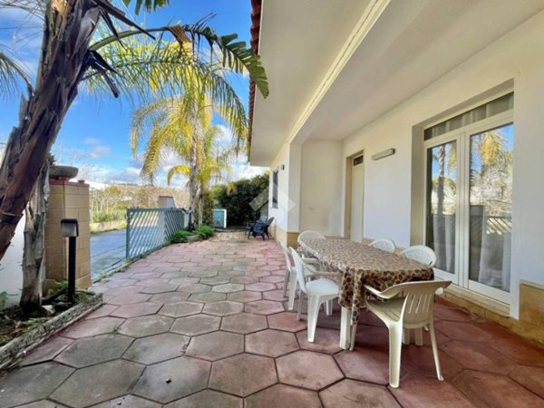 casa indipendente in vendita a Gallipoli in zona Padula Bianca