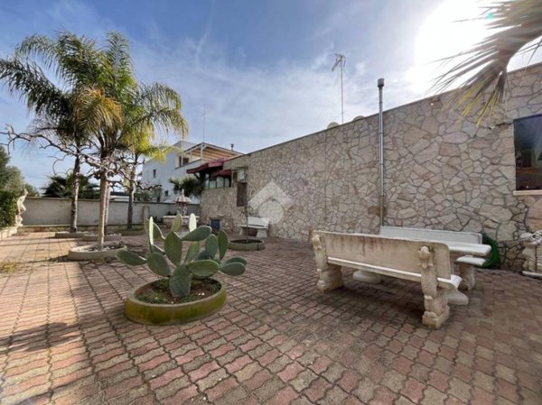 casa indipendente in vendita a Gallipoli in zona Padula Bianca