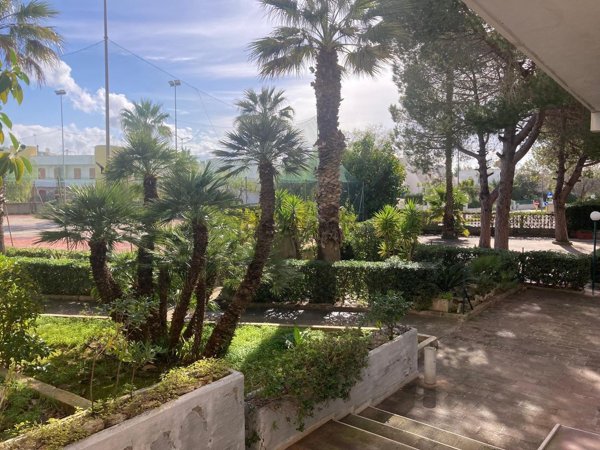 appartamento in vendita a Gallipoli in zona Rivabella