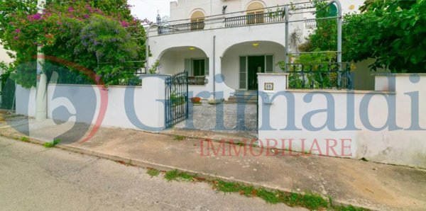 casa indipendente in vendita a Gallipoli in zona Rivabella