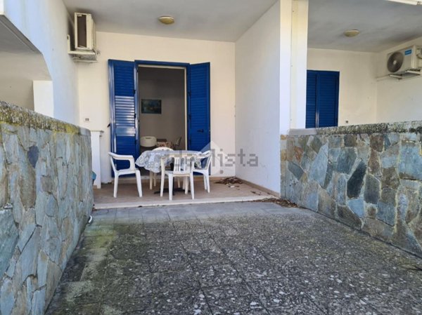 casa indipendente in vendita a Gallipoli in zona Baia Verde