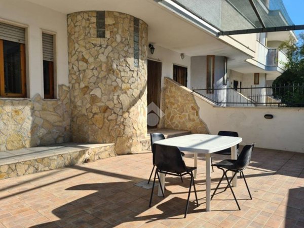casa indipendente in vendita a Gallipoli in zona Baia Verde