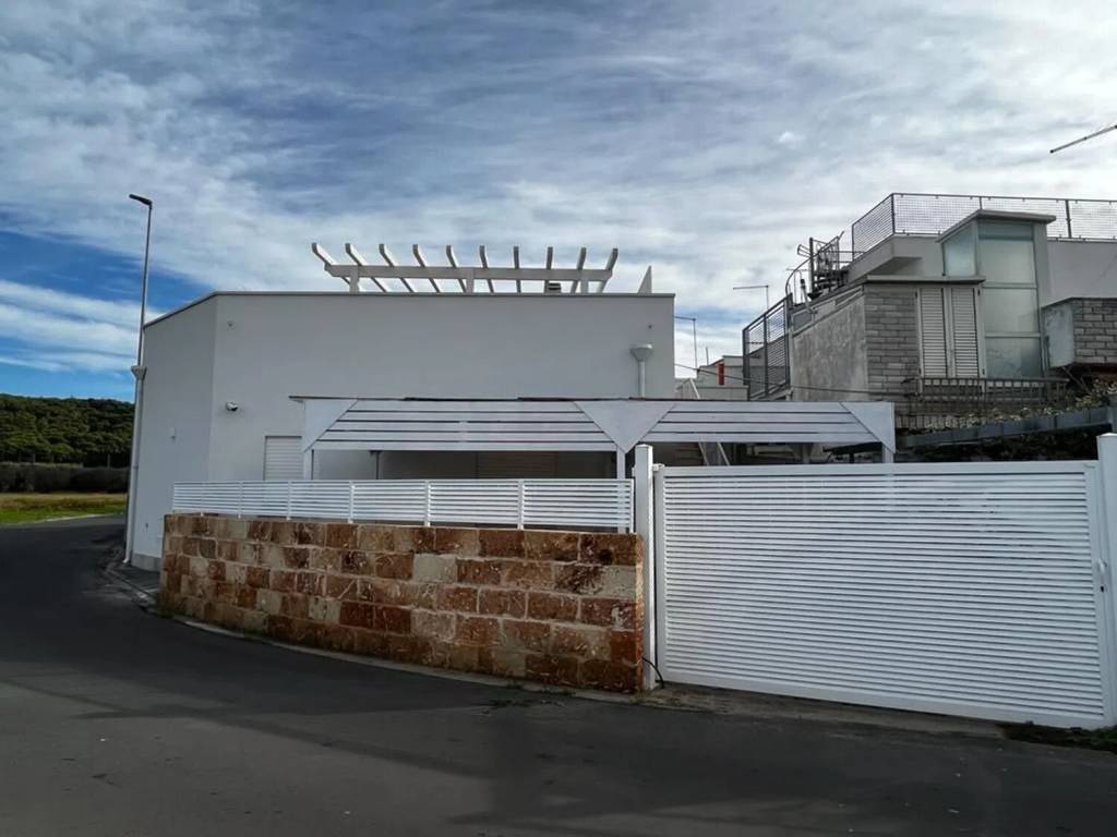 casa indipendente in vendita a Gallipoli in zona Rivabella