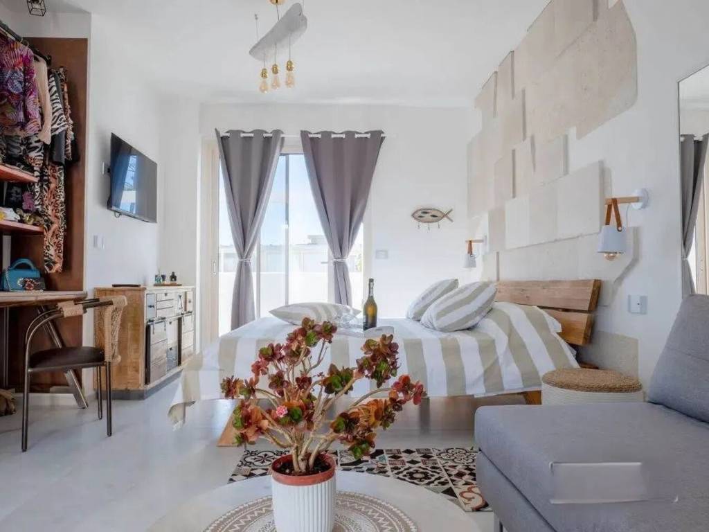 intera palazzina in vendita a Gallipoli in zona Baia Verde