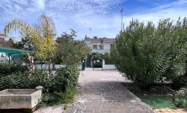 appartamento in vendita a Gallipoli in zona Baia Verde