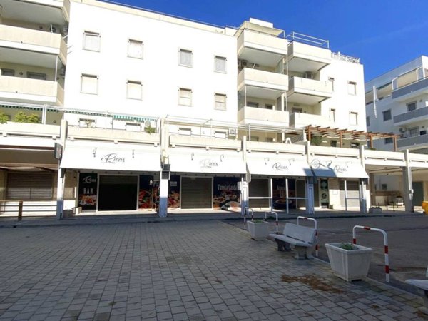 negozio in vendita a Gallipoli in zona Rivabella