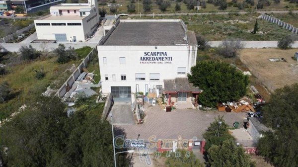 capannone in vendita a Gallipoli in zona Conchiglie