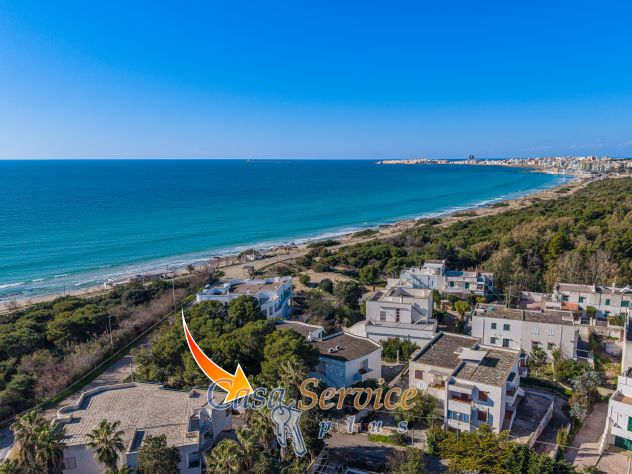 casa indipendente in vendita a Gallipoli in zona Baia Verde