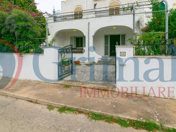 casa indipendente in vendita a Gallipoli in zona Rivabella