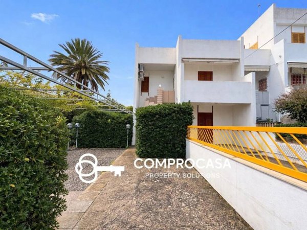 casa indipendente in vendita a Gallipoli in zona Rivabella