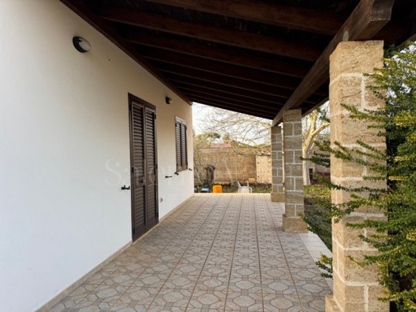 casa indipendente in vendita a Gallipoli in zona Baia Verde