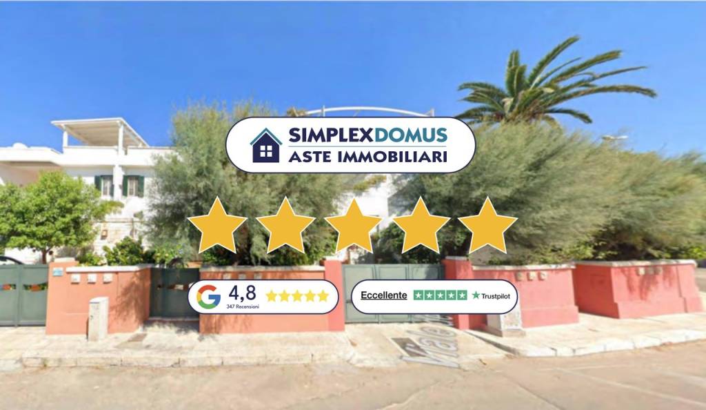 casa indipendente in vendita a Gallipoli in zona Baia Verde