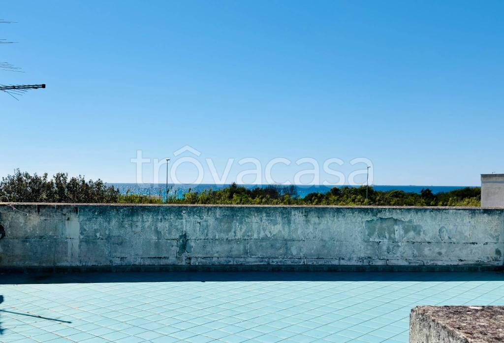 casa indipendente in vendita a Gallipoli in zona Baia Verde