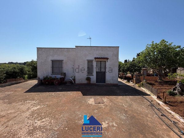 casa indipendente in vendita a Gallipoli in zona Rivabella