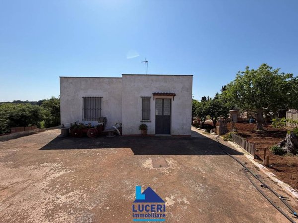 casa indipendente in vendita a Gallipoli in zona Conchiglie