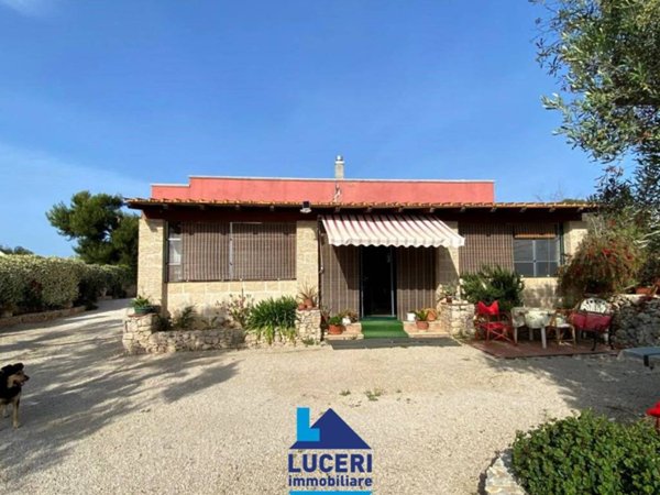 casa indipendente in vendita a Gallipoli in zona Conchiglie