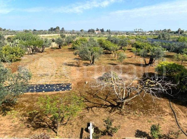 casa indipendente in vendita a Gallipoli in zona Perez