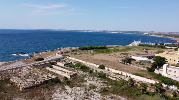 casa indipendente in vendita a Gallipoli in zona Cappuccini