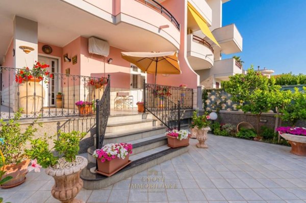 casa indipendente in vendita a Gallipoli in zona Cappuccini