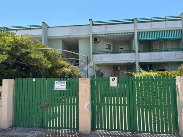 casa indipendente in vendita a Gallipoli in zona Baia Verde