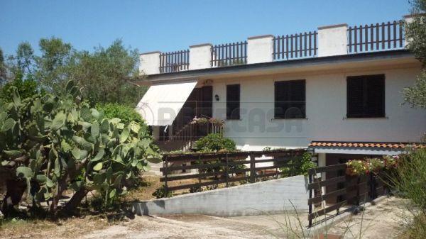 casa indipendente in vendita a Gallipoli in zona Baia Verde