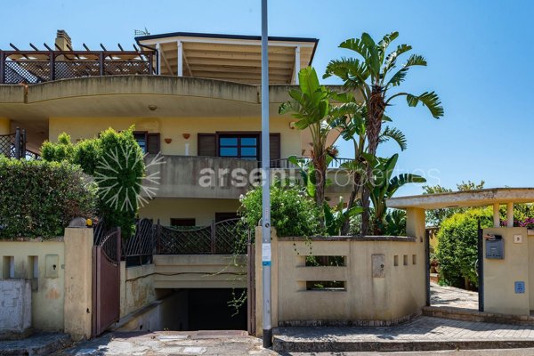 casa indipendente in vendita a Gallipoli in zona Cappuccini