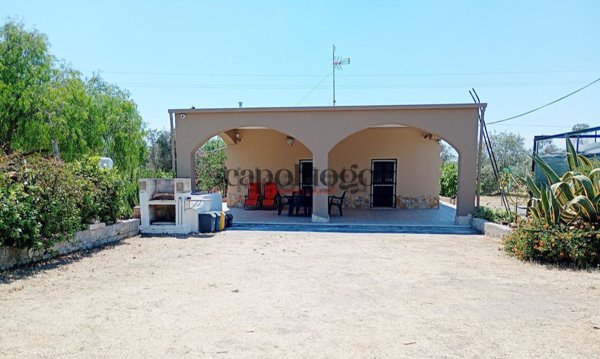 casa indipendente in vendita a Gallipoli in zona Cappuccini