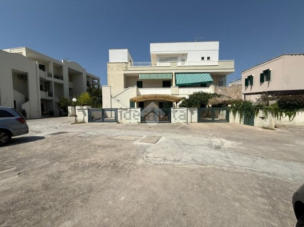 casa indipendente in vendita a Gallipoli in zona Baia Verde