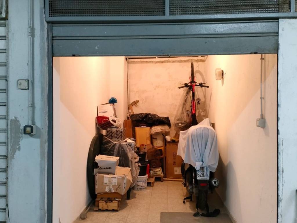 box auto in vendita a Gallipoli in zona Cappuccini
