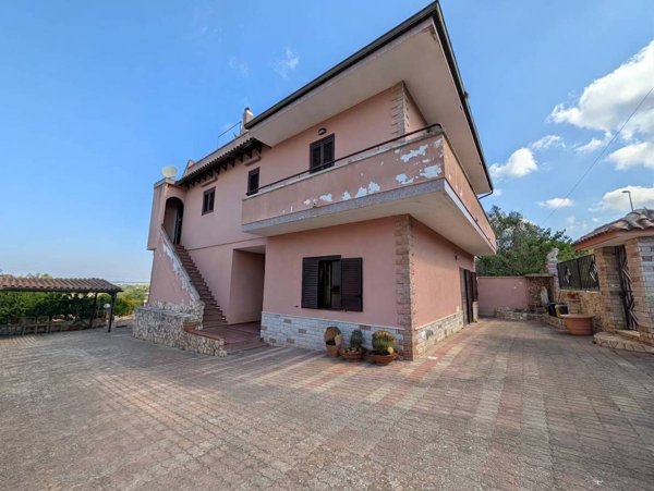 casa indipendente in vendita a Gallipoli in zona Perez