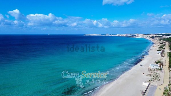 casa indipendente in vendita a Gallipoli in zona Baia Verde