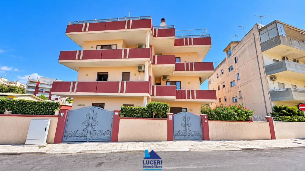 appartamento in vendita a Gallipoli in zona Perez