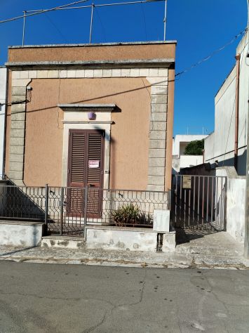 casa indipendente in vendita a Giurdignano