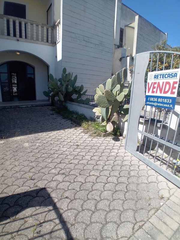 casa indipendente in vendita a Giurdignano