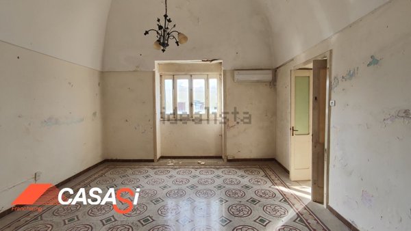 casa indipendente in vendita a Giurdignano
