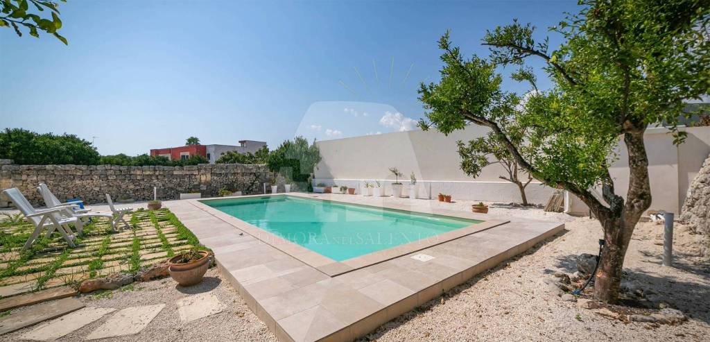 casa indipendente in vendita a Giurdignano
