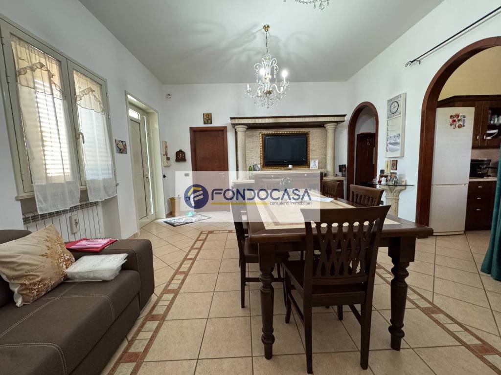 casa indipendente in vendita a Giurdignano